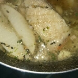 冷凍大根＆冷凍椎茸で✧*タラの寄せ鍋